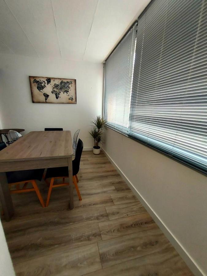 Appartement T3 Plein Centre Ville Le Lavandou Buitenkant foto