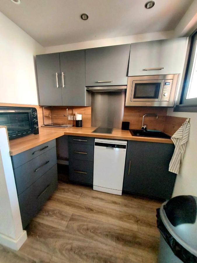 Appartement T3 Plein Centre Ville Le Lavandou Buitenkant foto